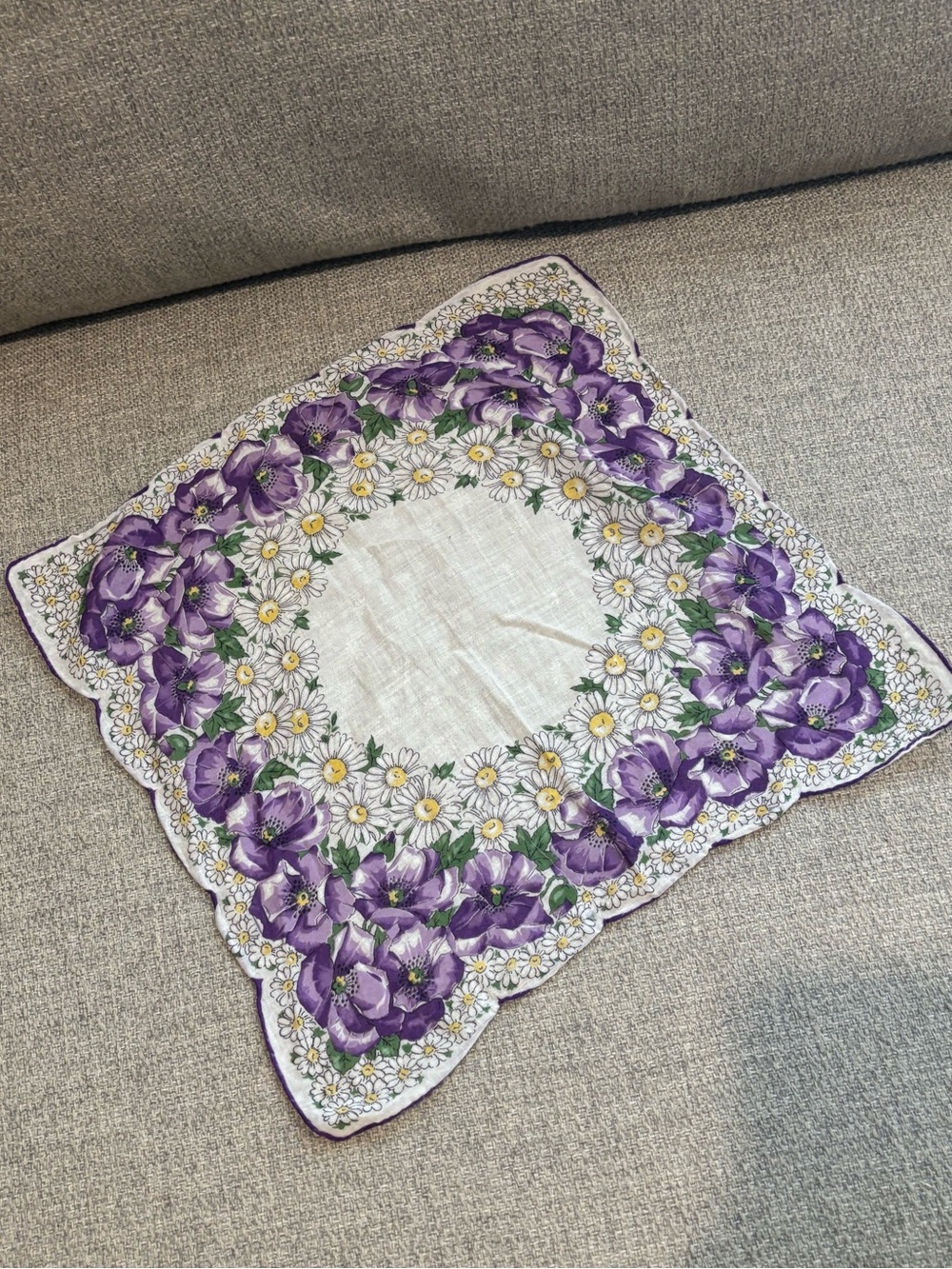 3 Dainty Hankies